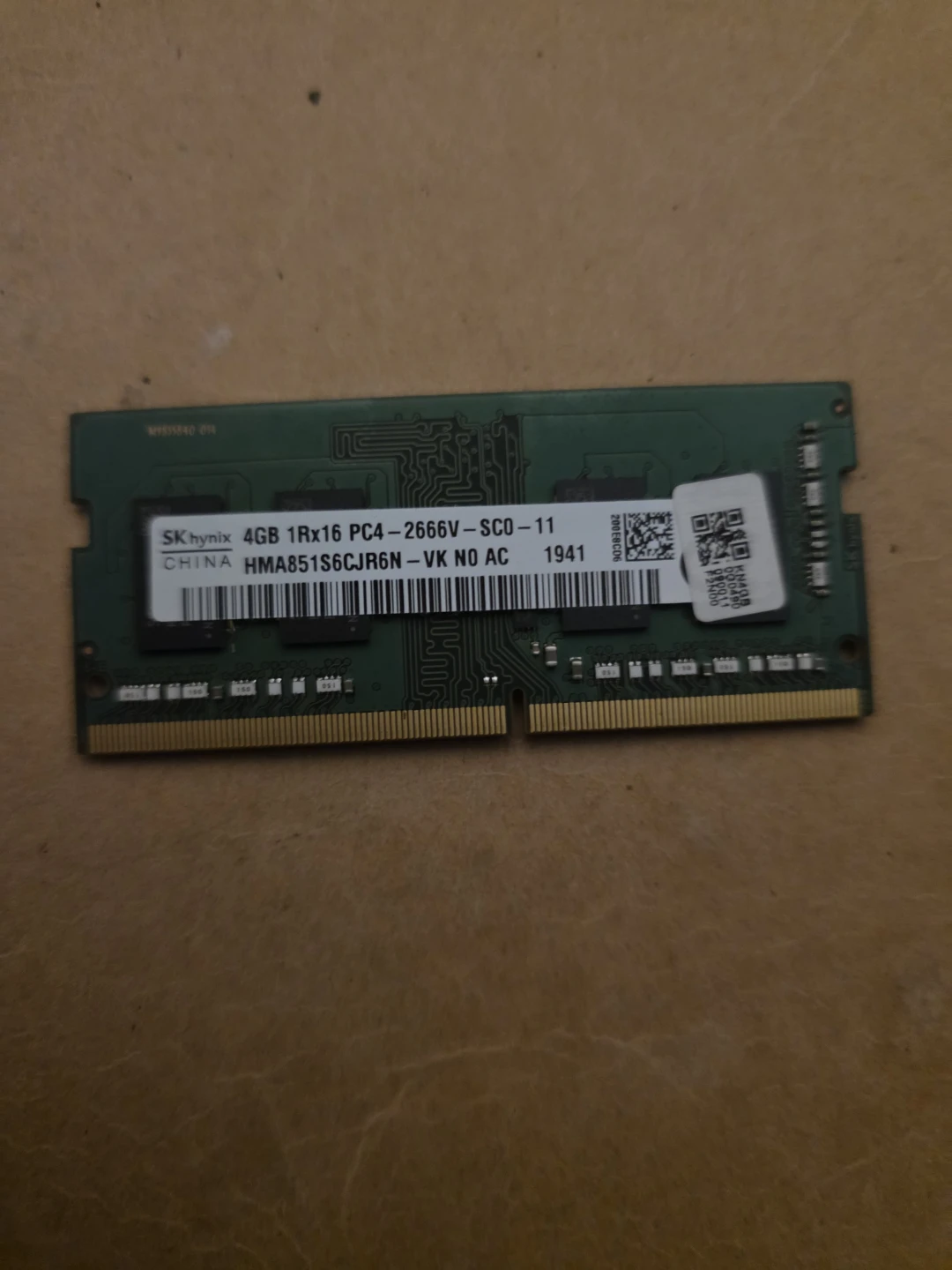 SK hynix 4GB PC4-2666V RAM Module