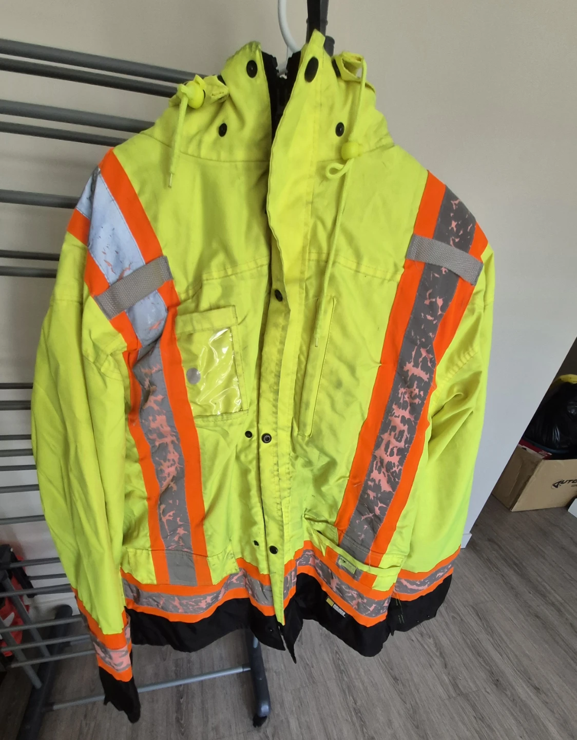 Construction & Winter Jackets - photo 3