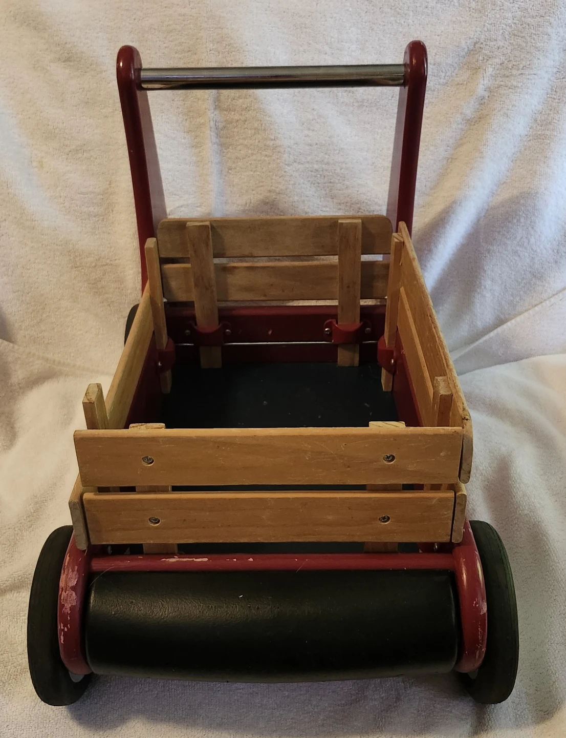 Radio Flyer Wagon - Pre-owned - photo 4