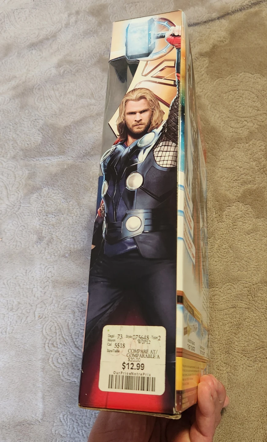 Marvel Thor Lightning Power Thor Action Figure with Accessories - photo 4