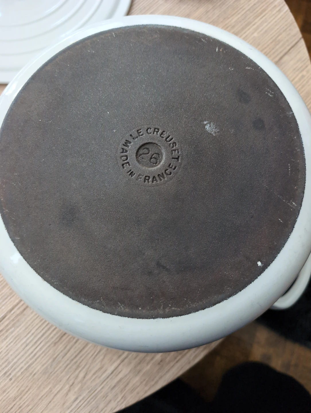Le Creuset White Dutch Oven - photo 3