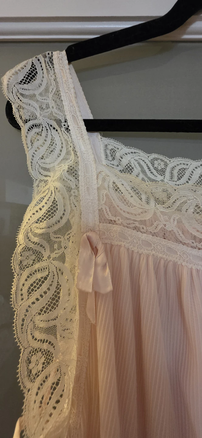 VINTAGE Pink Lace Babydoll Nightgown - photo 2