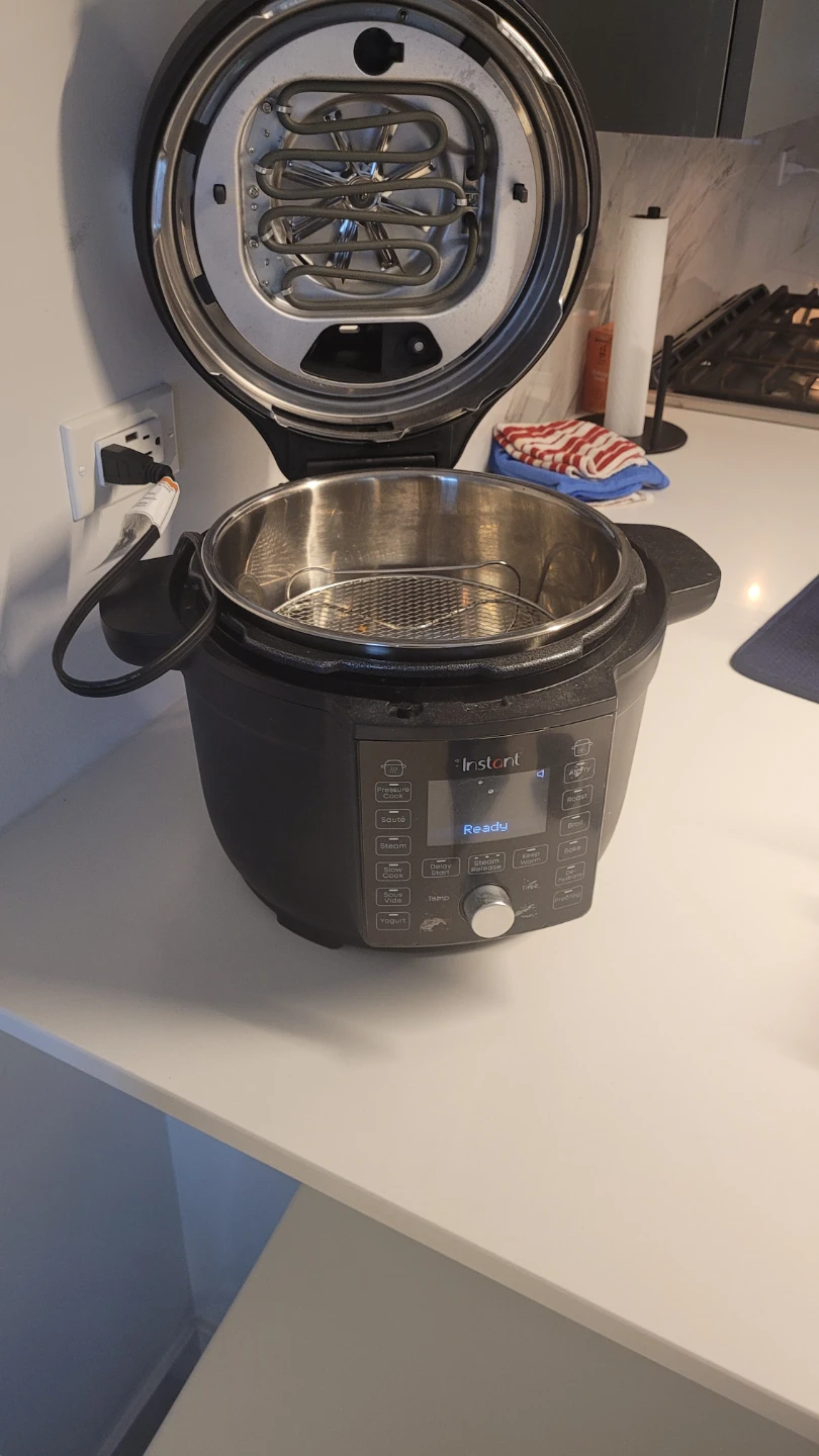Instant Pot Duo Crisp + Air Fryer 11-in-1