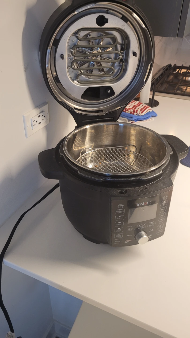 Instant Pot Duo Crisp + Air Fryer 11-in-1 - photo 2