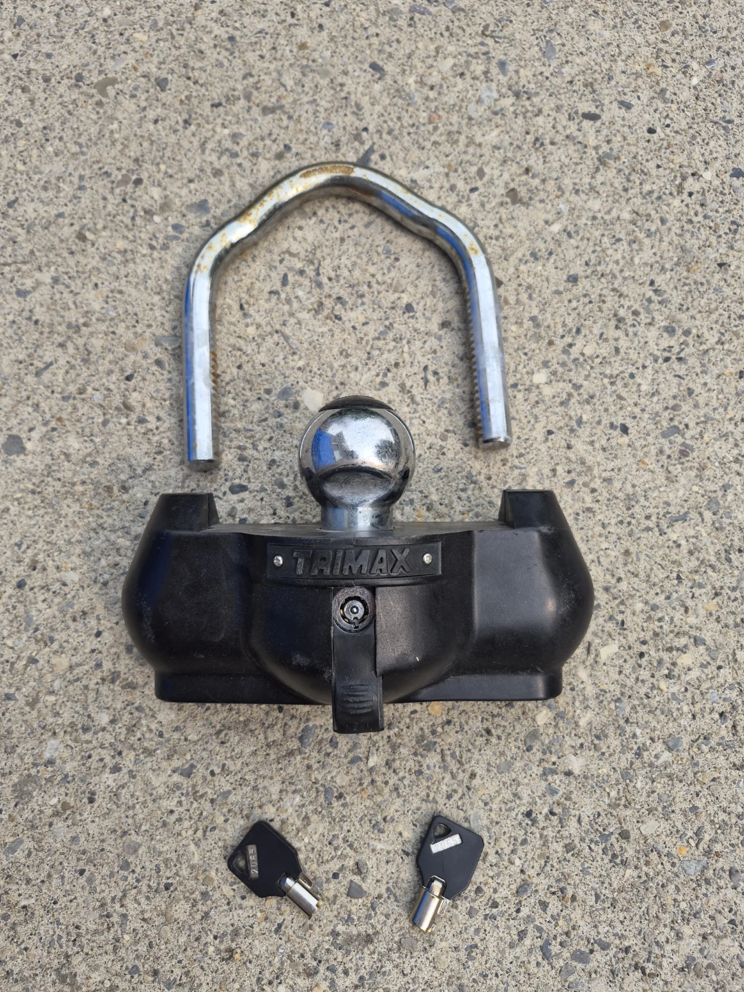 Trimax Trailer Coupler Lock with Keys - photo 2