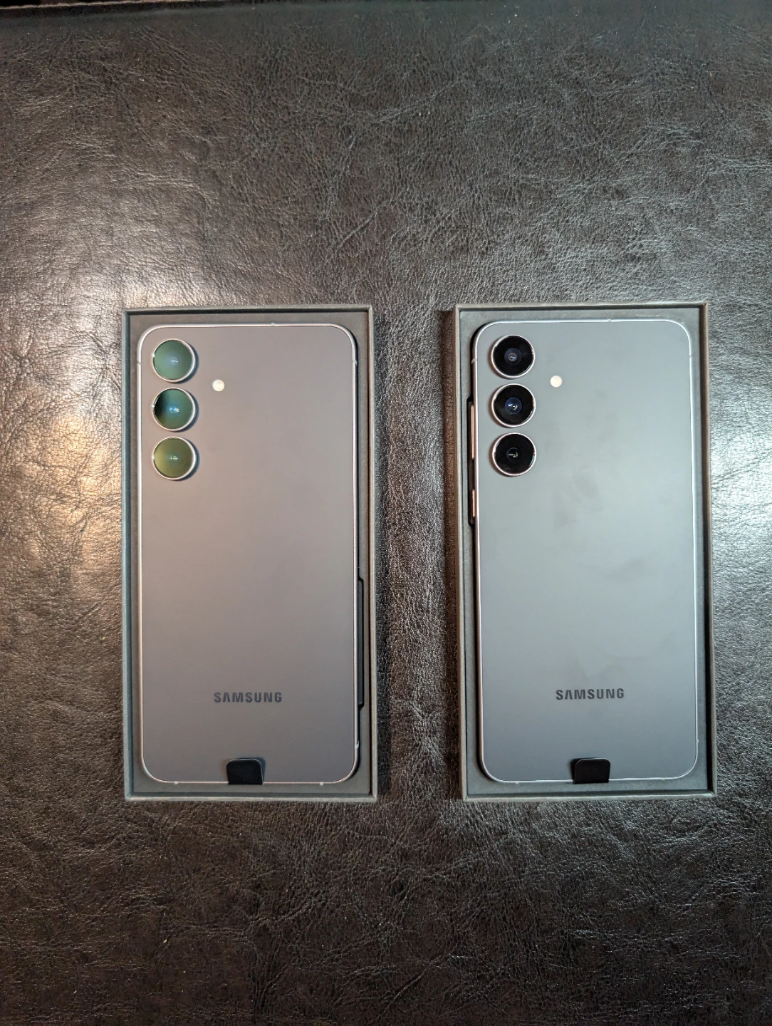 Samsung Galaxy S25 FE 128GB Jet Black – Brand New – $1,000 Each - photo 4