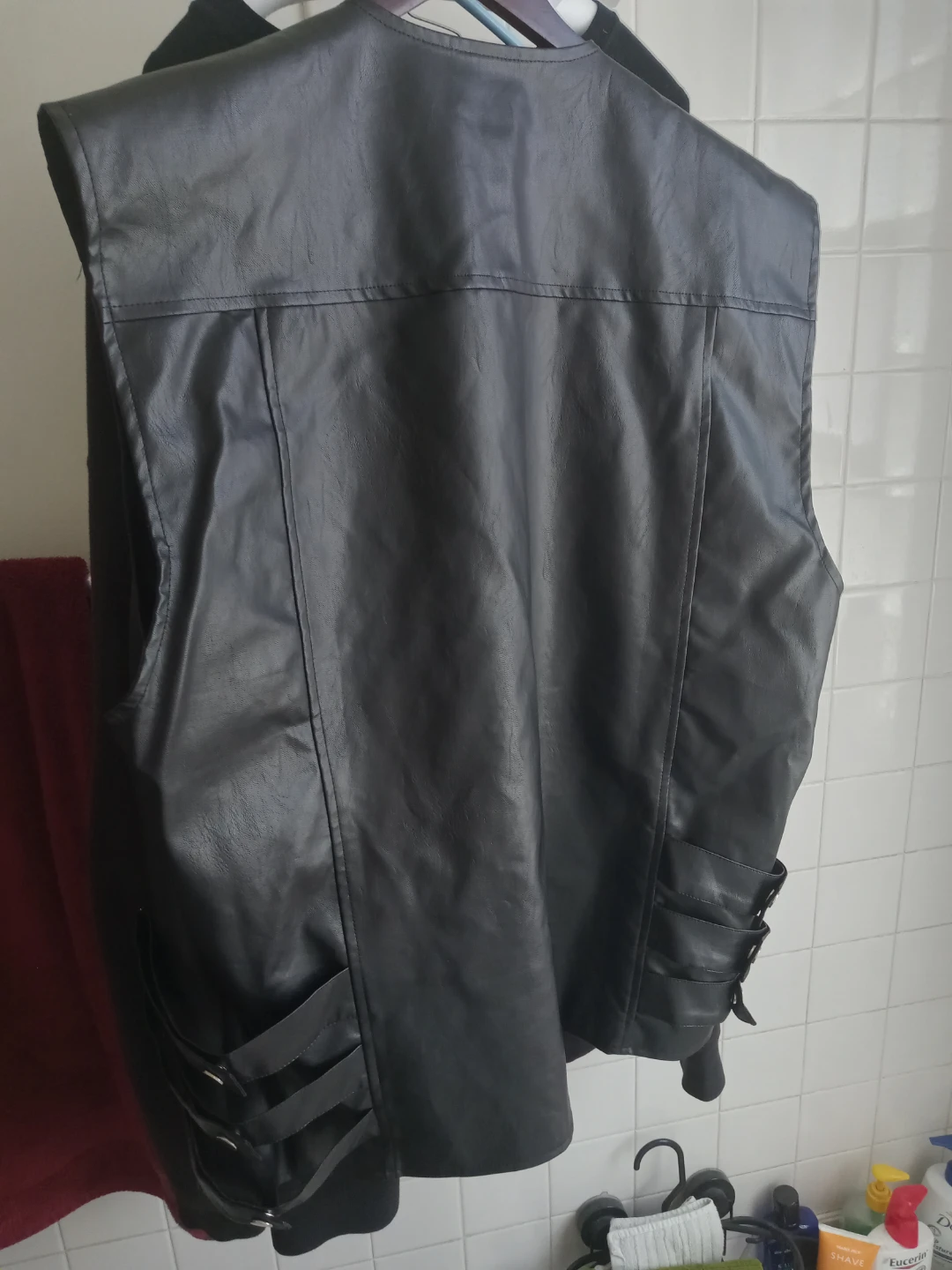 Men's Black Faux Leather Vest - photo 2