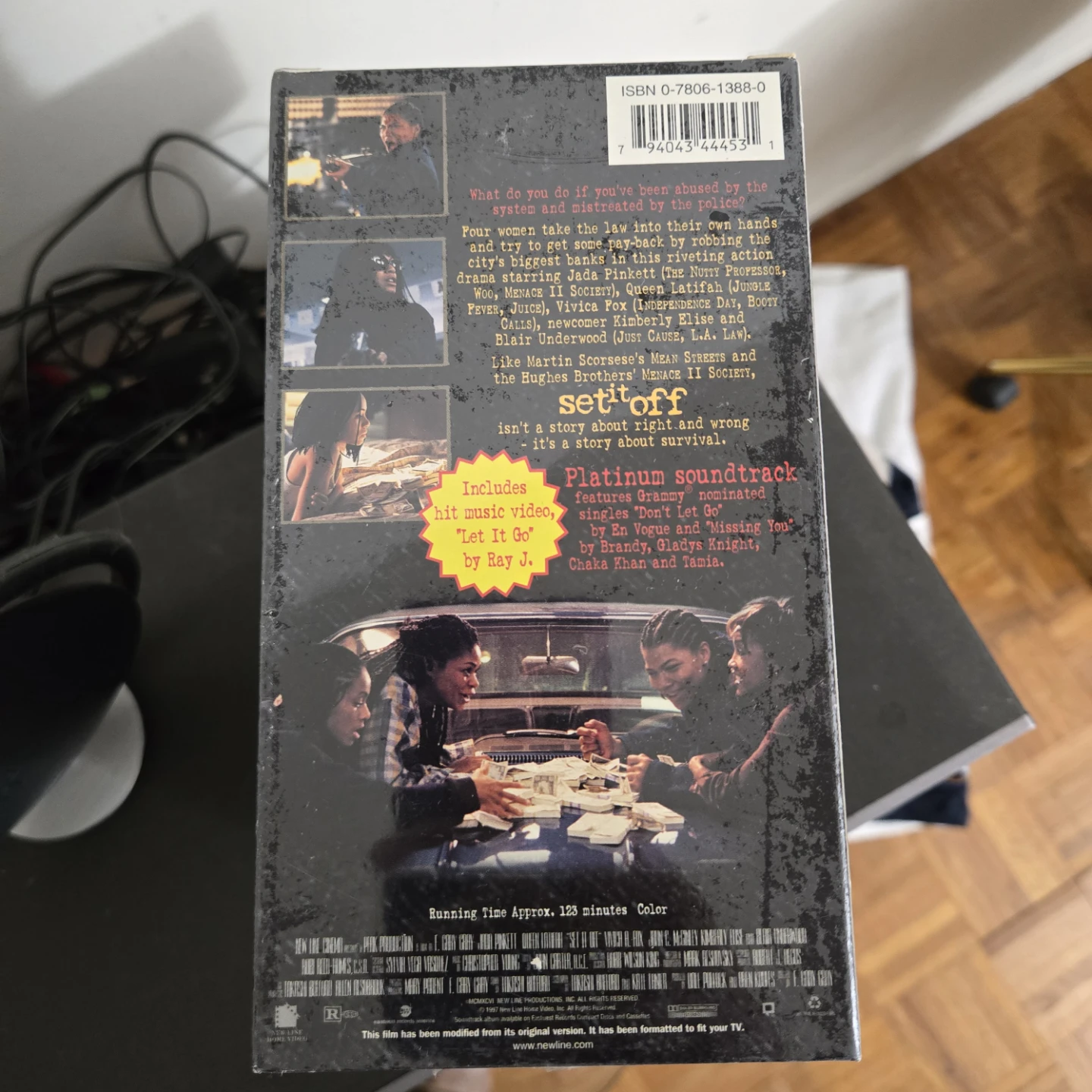 Set It Off VHS Movie - photo 2