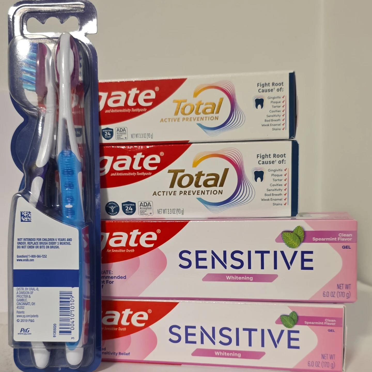 Colgate Toothpaste and Toothbrush Set - photo 2