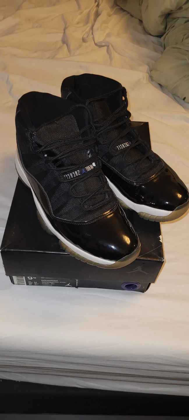 2016 Air Jordan 11 Retro "Space Jam" Men's Shoes - photo 3