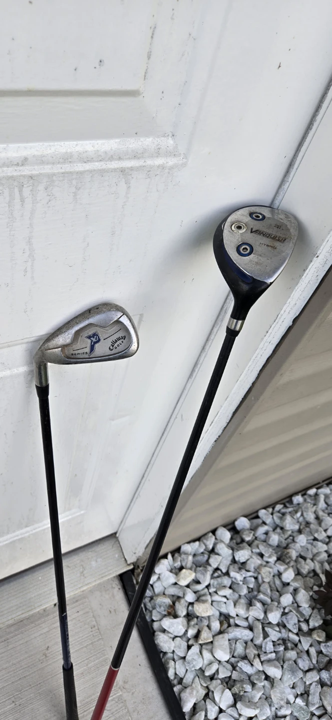 Mixed Golf Clubs: 2 Putters, 1 Iron, 1 Hybrid - photo 2
