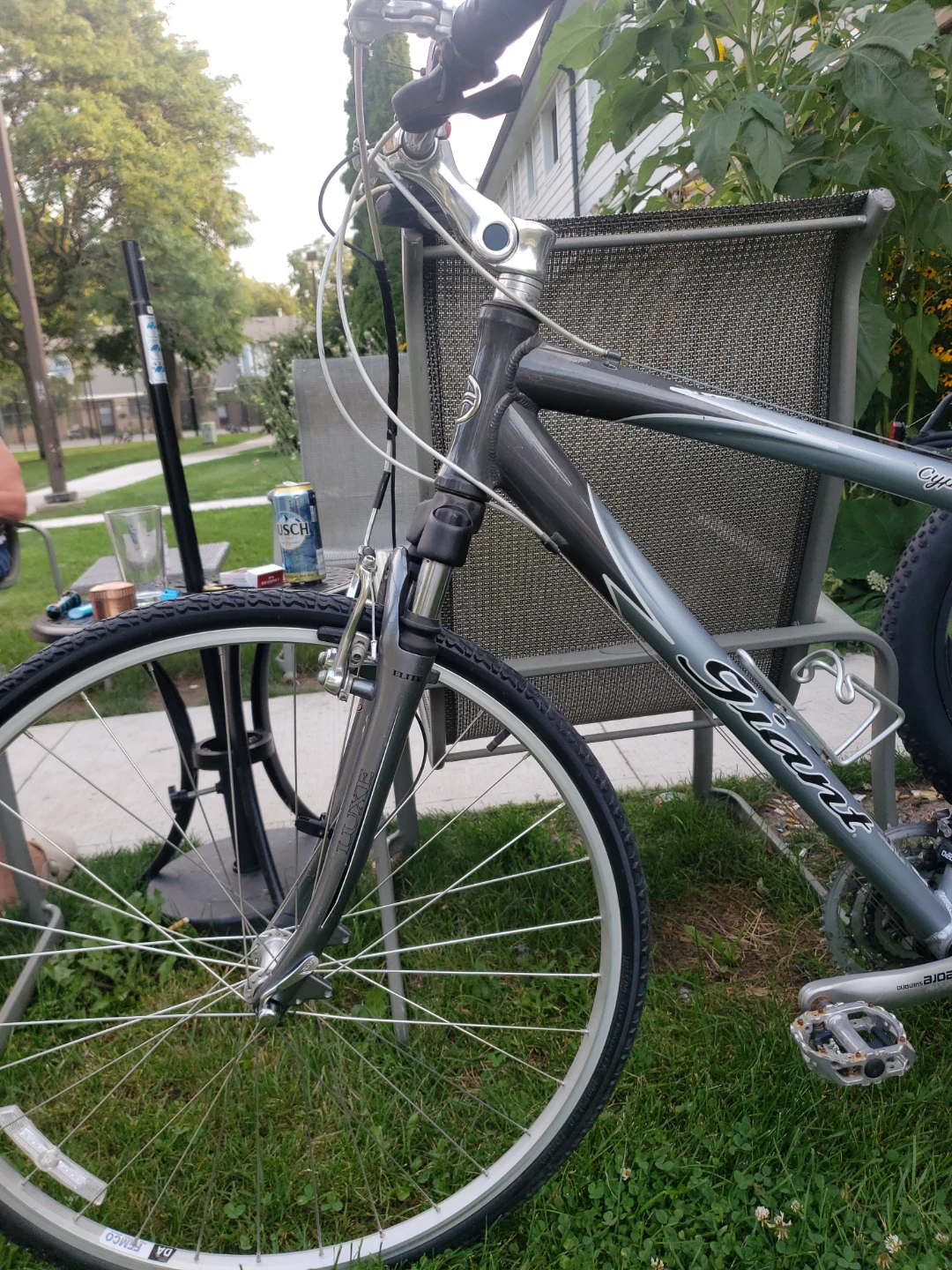 Giant Cypress LX Hybrid Bike - photo 2