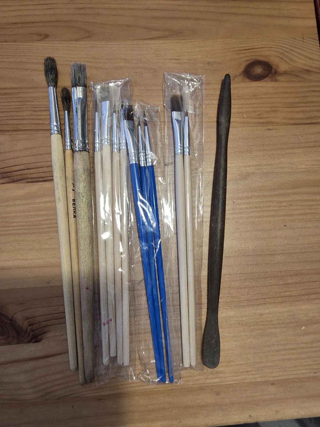 Art Supplies - photo 3