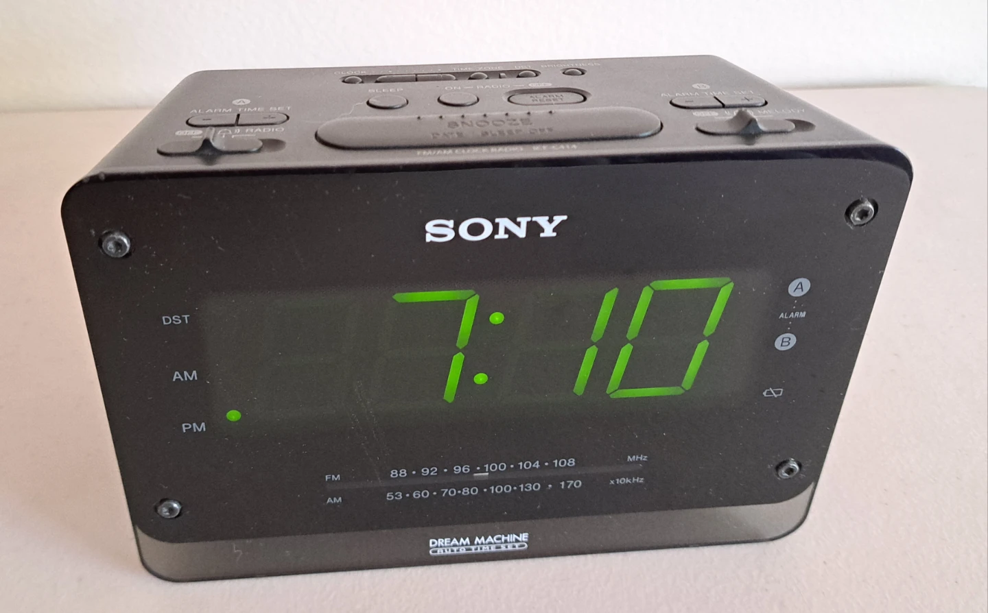 Sony Dream Machine FM/AM Clock Radio