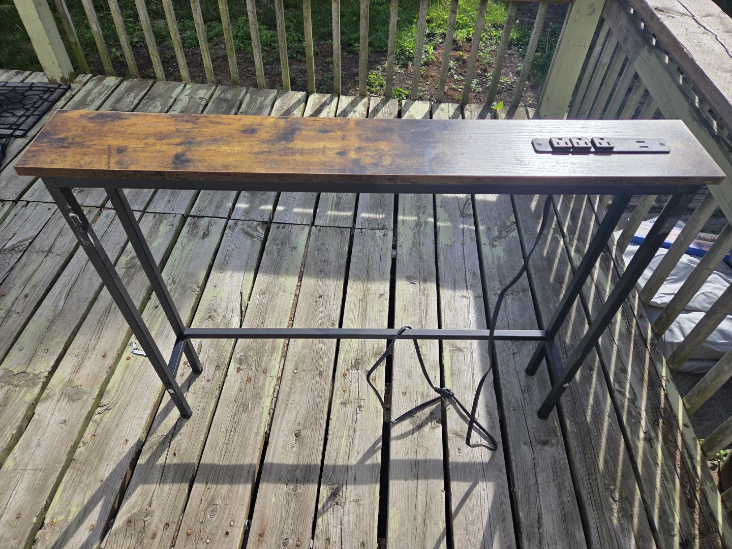 Couch table