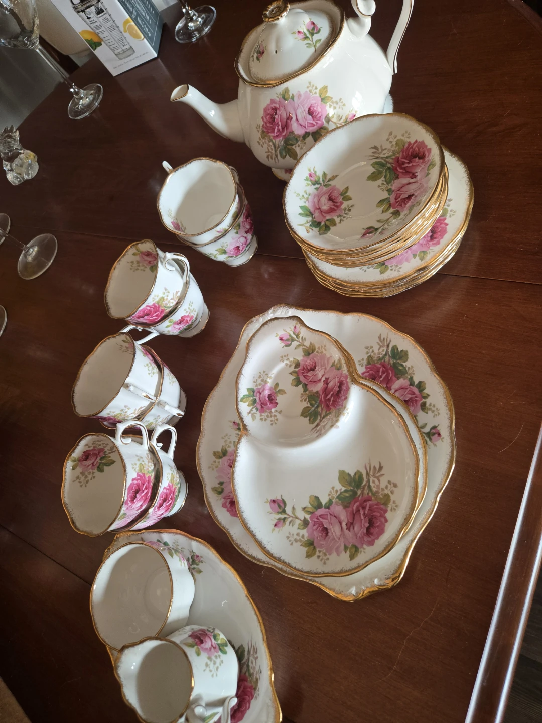 Royal Albert American Beauty Tea Set - photo 3