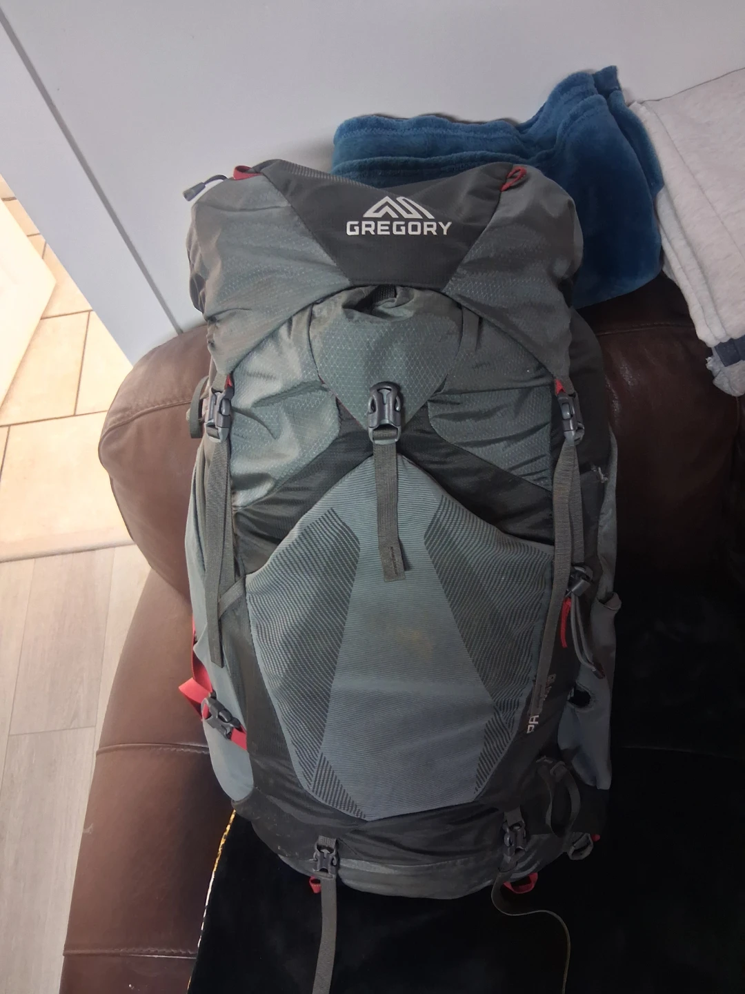 Gregory Backpack 48 4man tent included