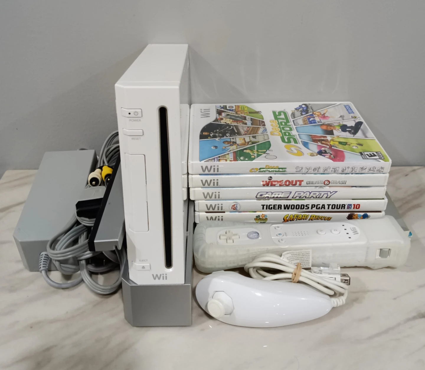 Nintendo Wii Bundle
