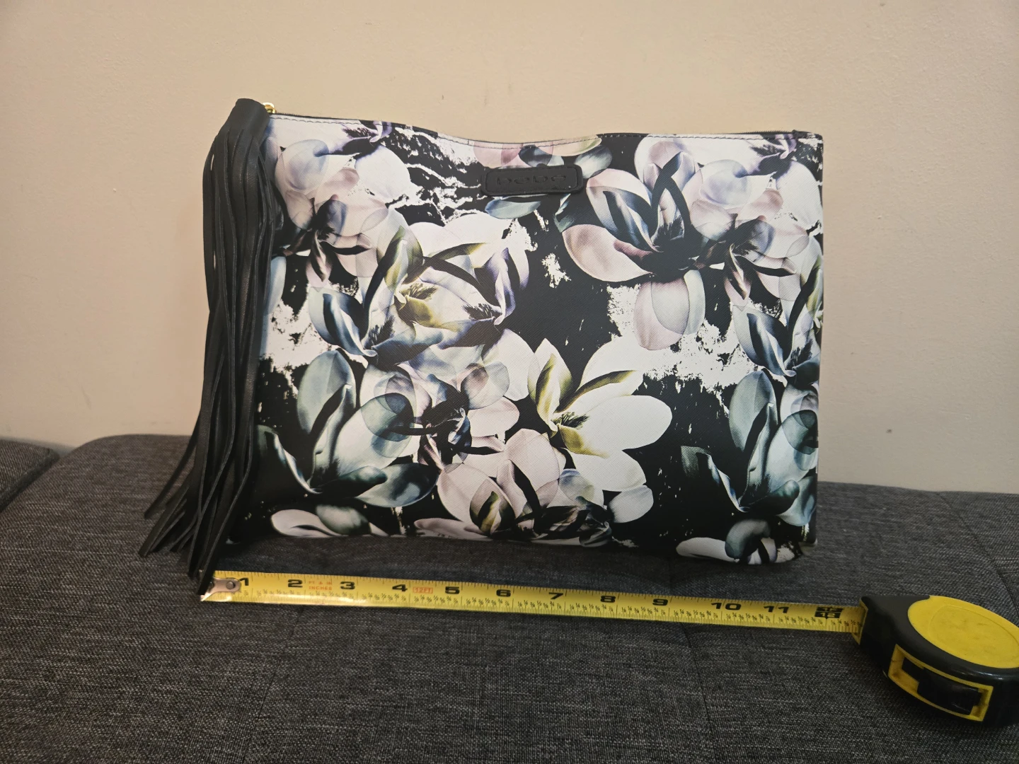 Bebe Floral Clutch