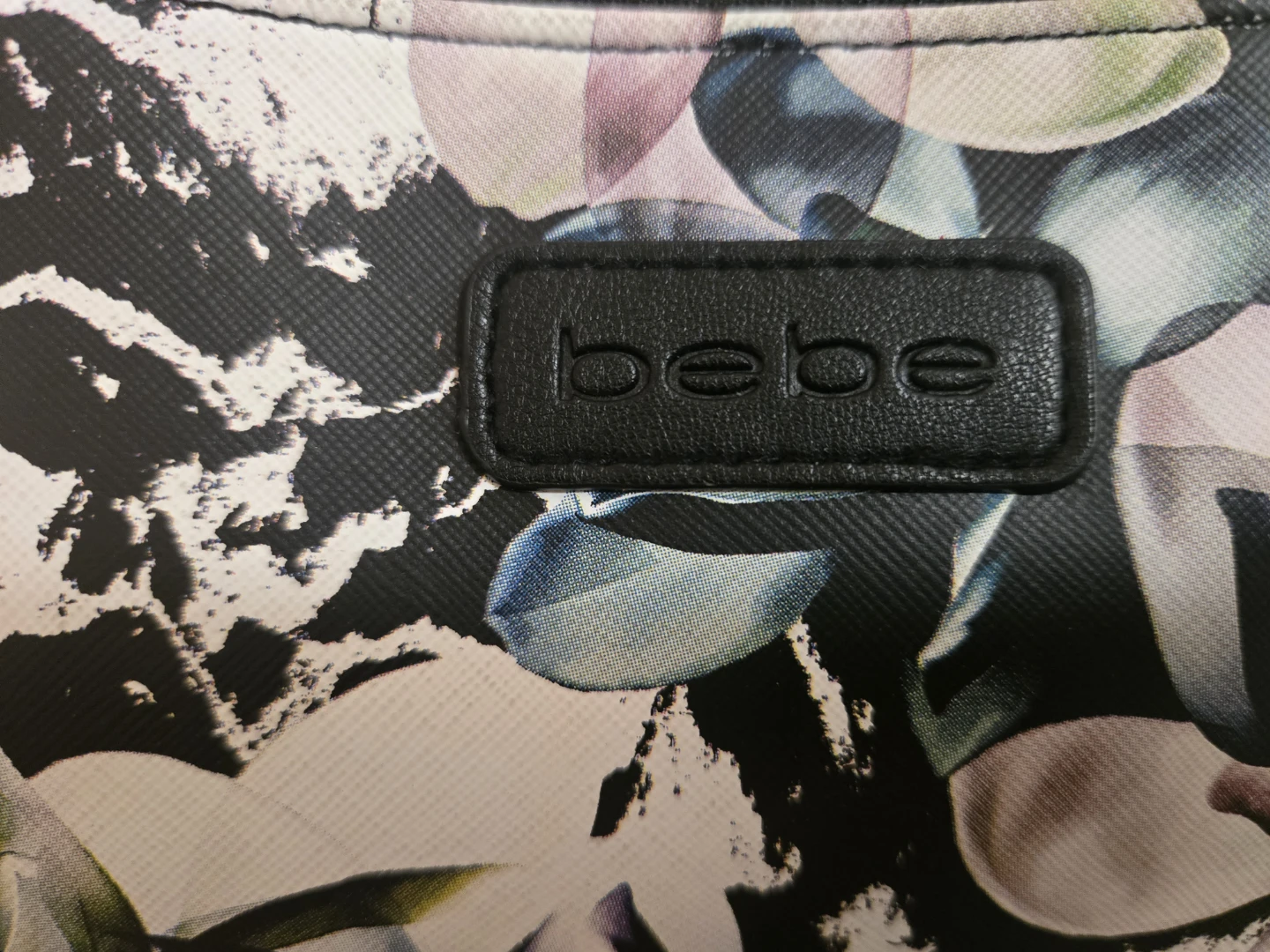 Bebe Floral Clutch - photo 2