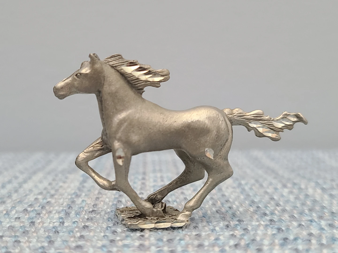TWO Vintage Pewter Horse Figurines - photo 4