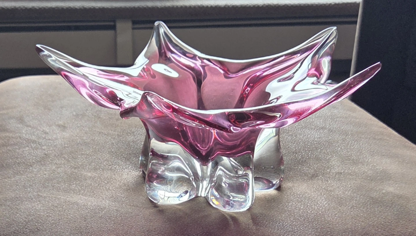 Pink Glass Star Bowl - photo 2