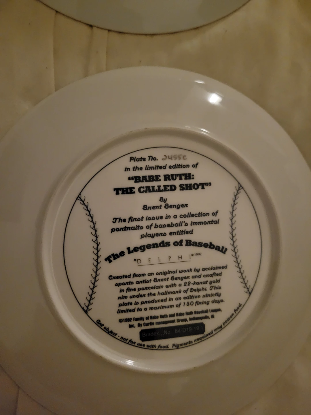 3 collectable plates - photo 3