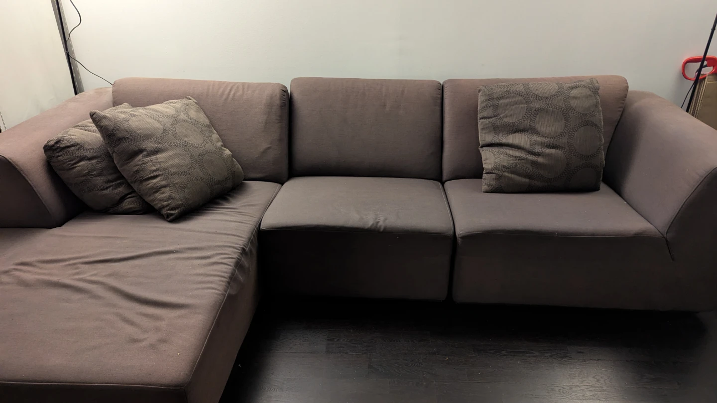 EQ3 Sectional Sofa and chaise - photo 3