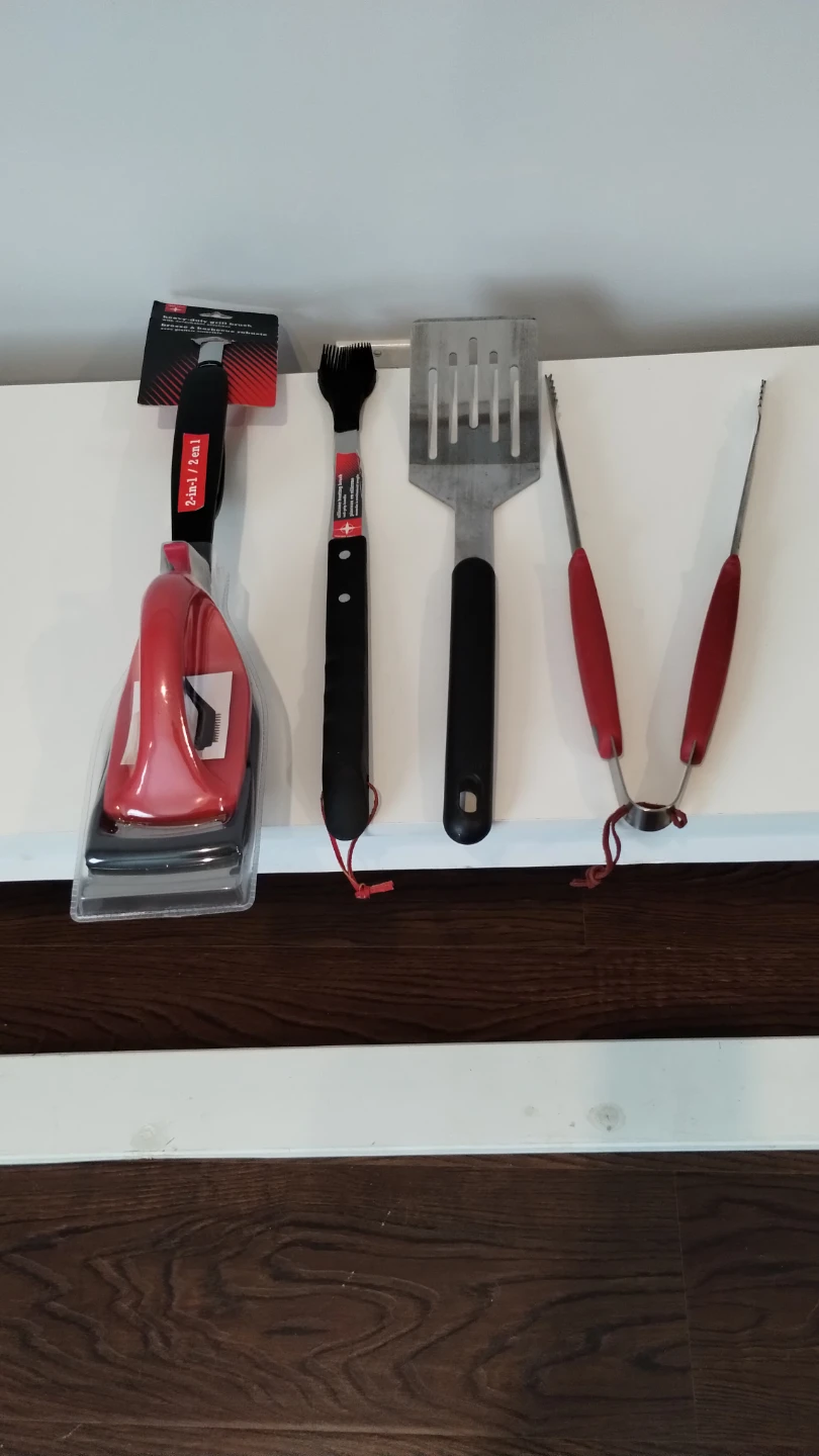 BBQ Tool Set - Spatula, Tongs & Grill Brush