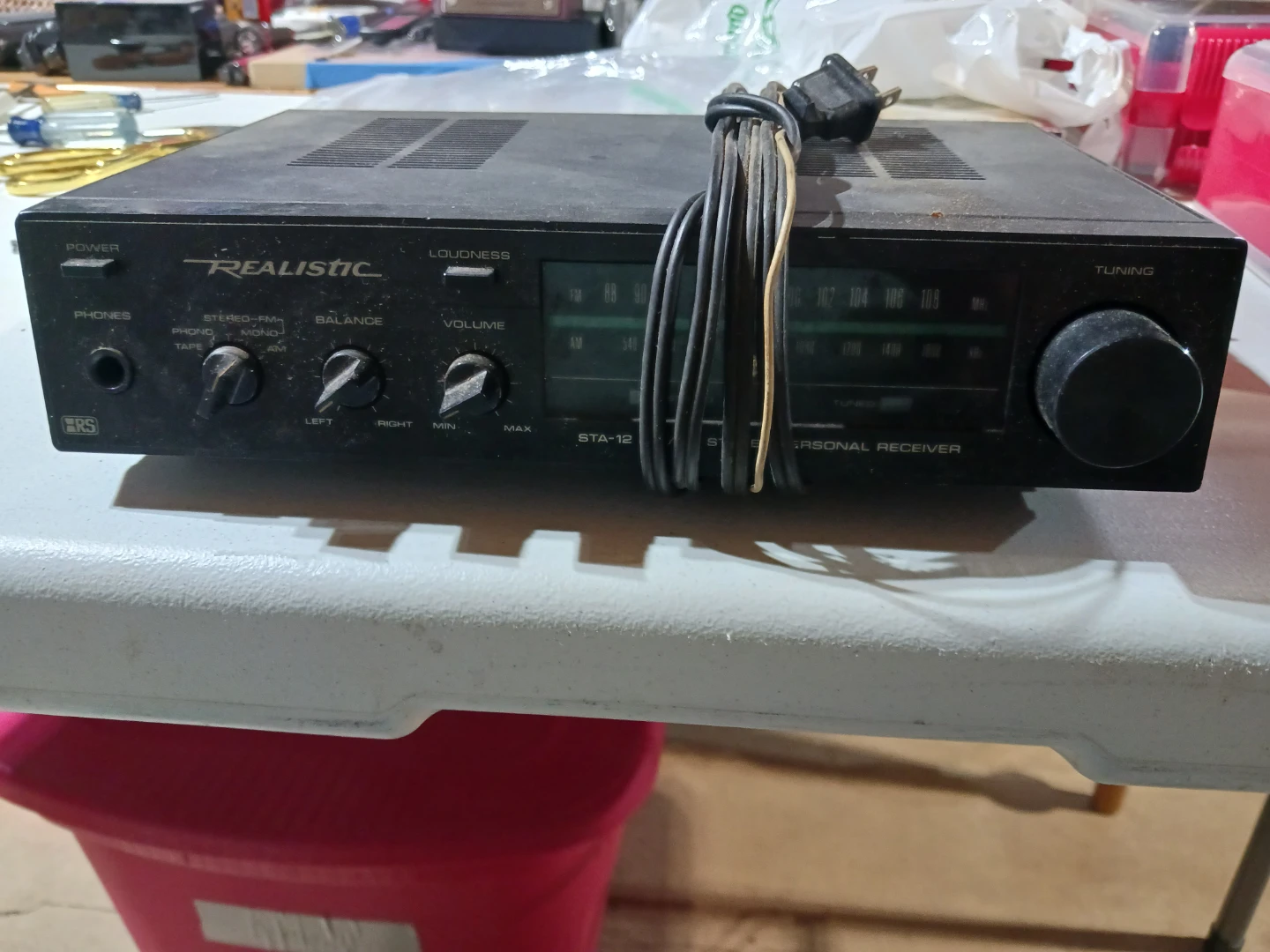Realistic STA-12 Personal Receiver