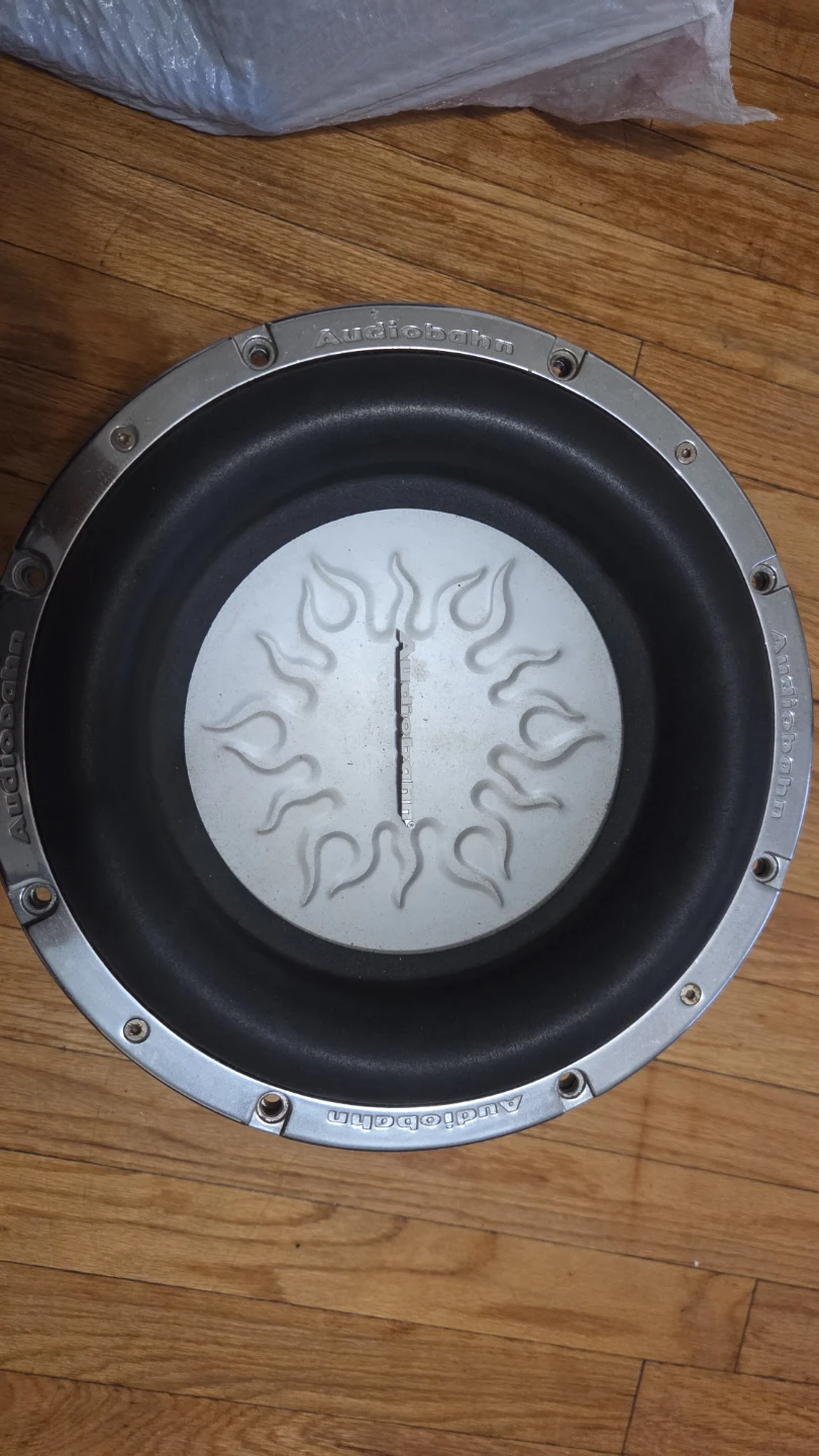 Audiobahn AW1206T 12-Inch Competition Subwoofer - photo 2