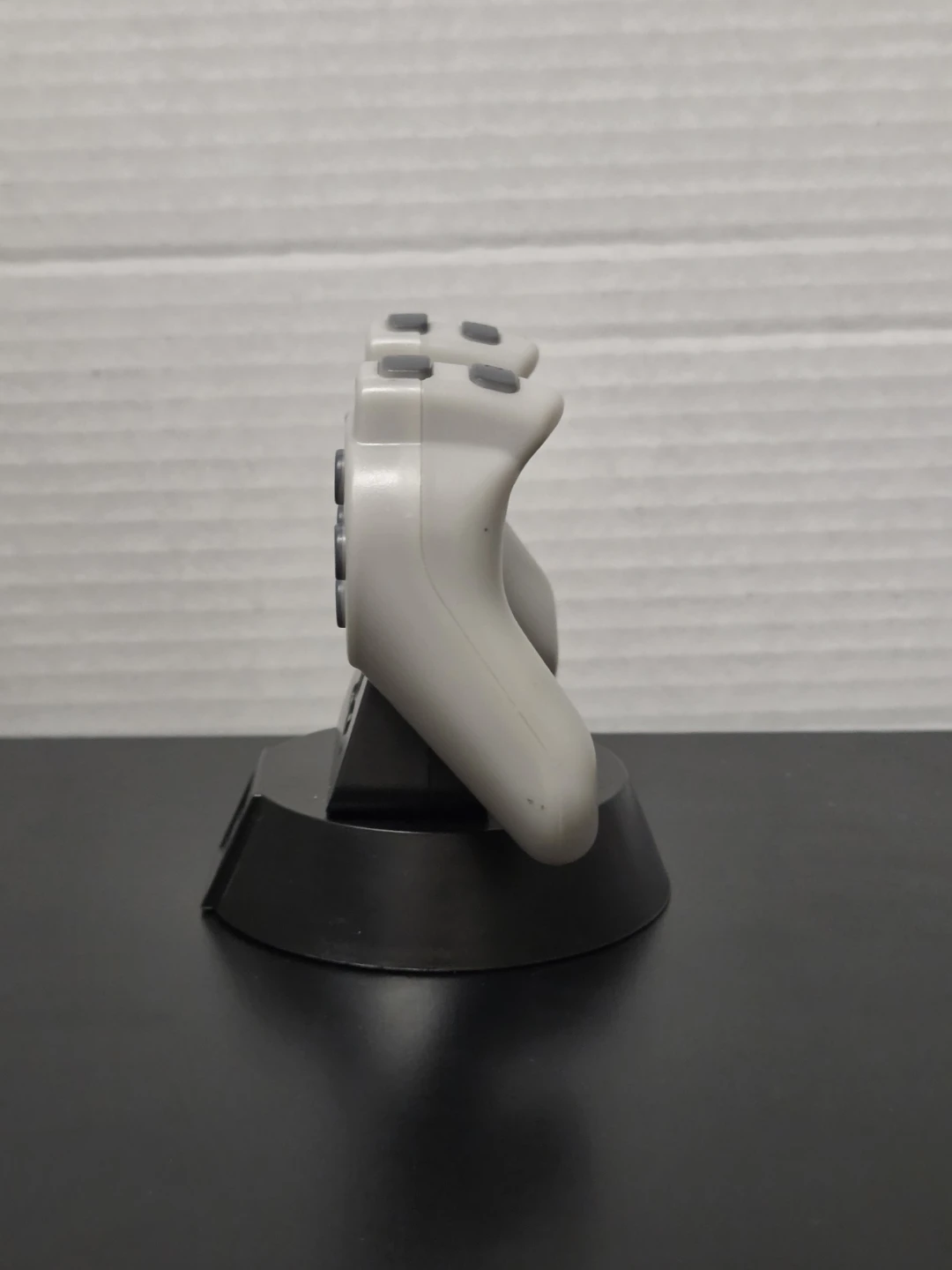 Sony PlayStation DualShock Controller Stand lamp - photo 2