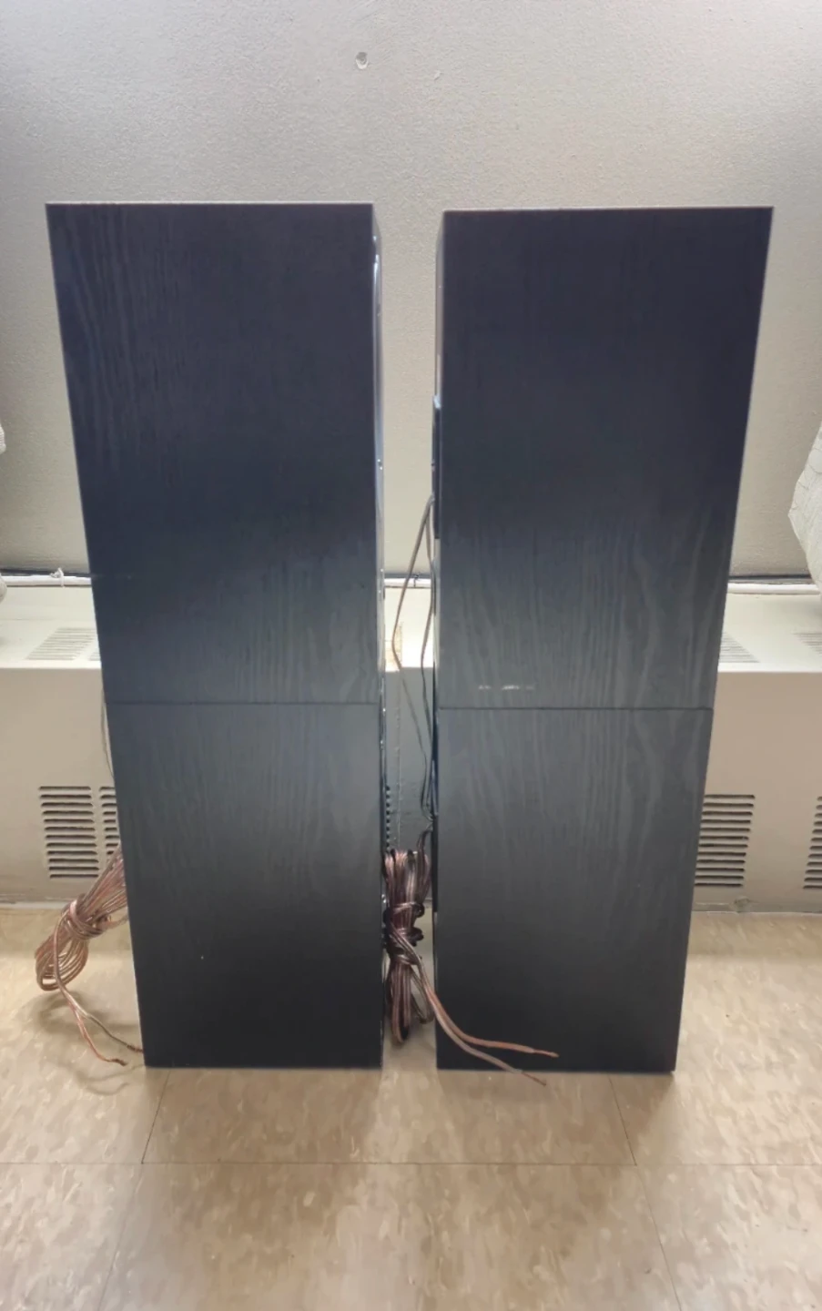 Polk Audio R150 Tower Speakers - photo 5