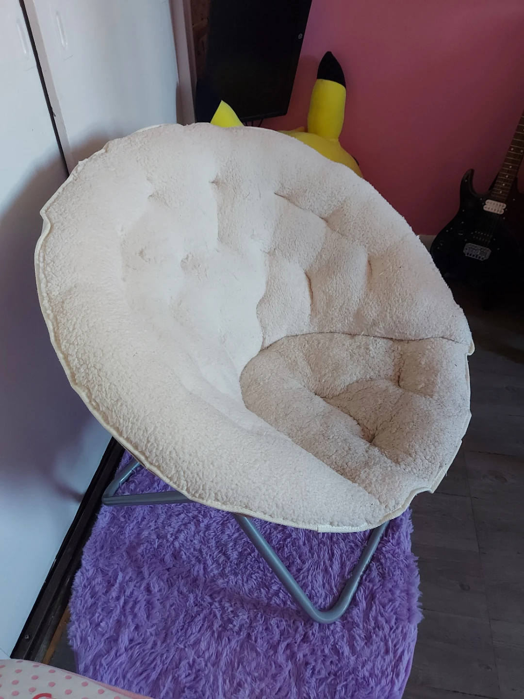 Padded Moon Chair - photo 3