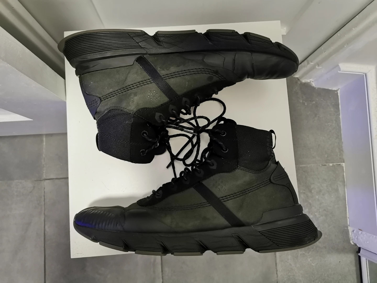 Sorel Kinetic Rush Mid Waterproof Winter Black Boots sz 12 - photo 3