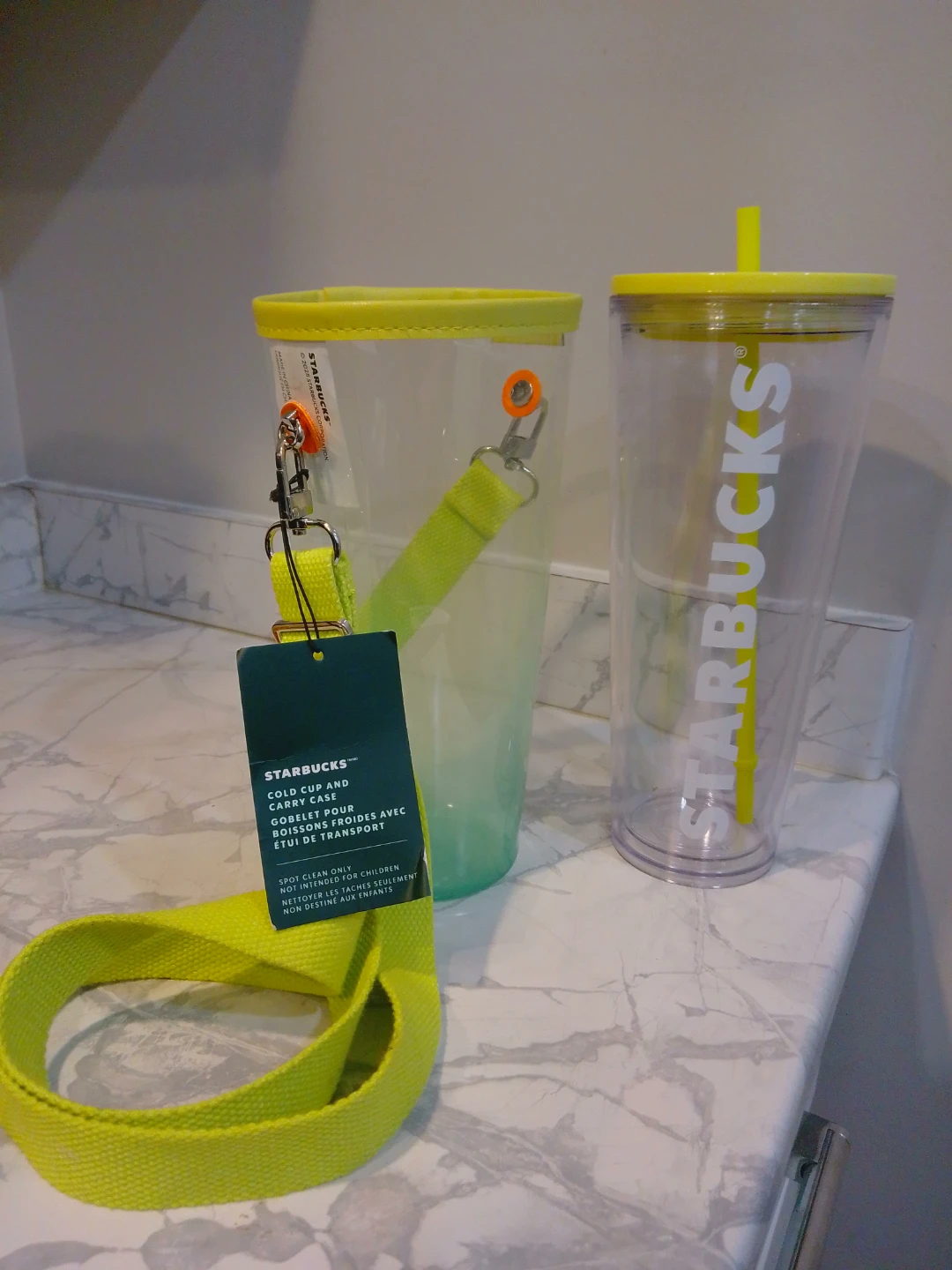Starbucks Cold Cup and Carry Case - photo 2