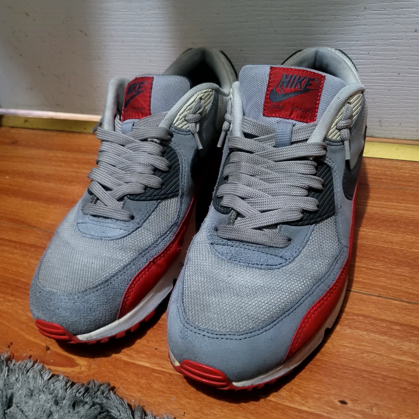 Nike Air Max 90 Sneakers (size 10M) - photo 3