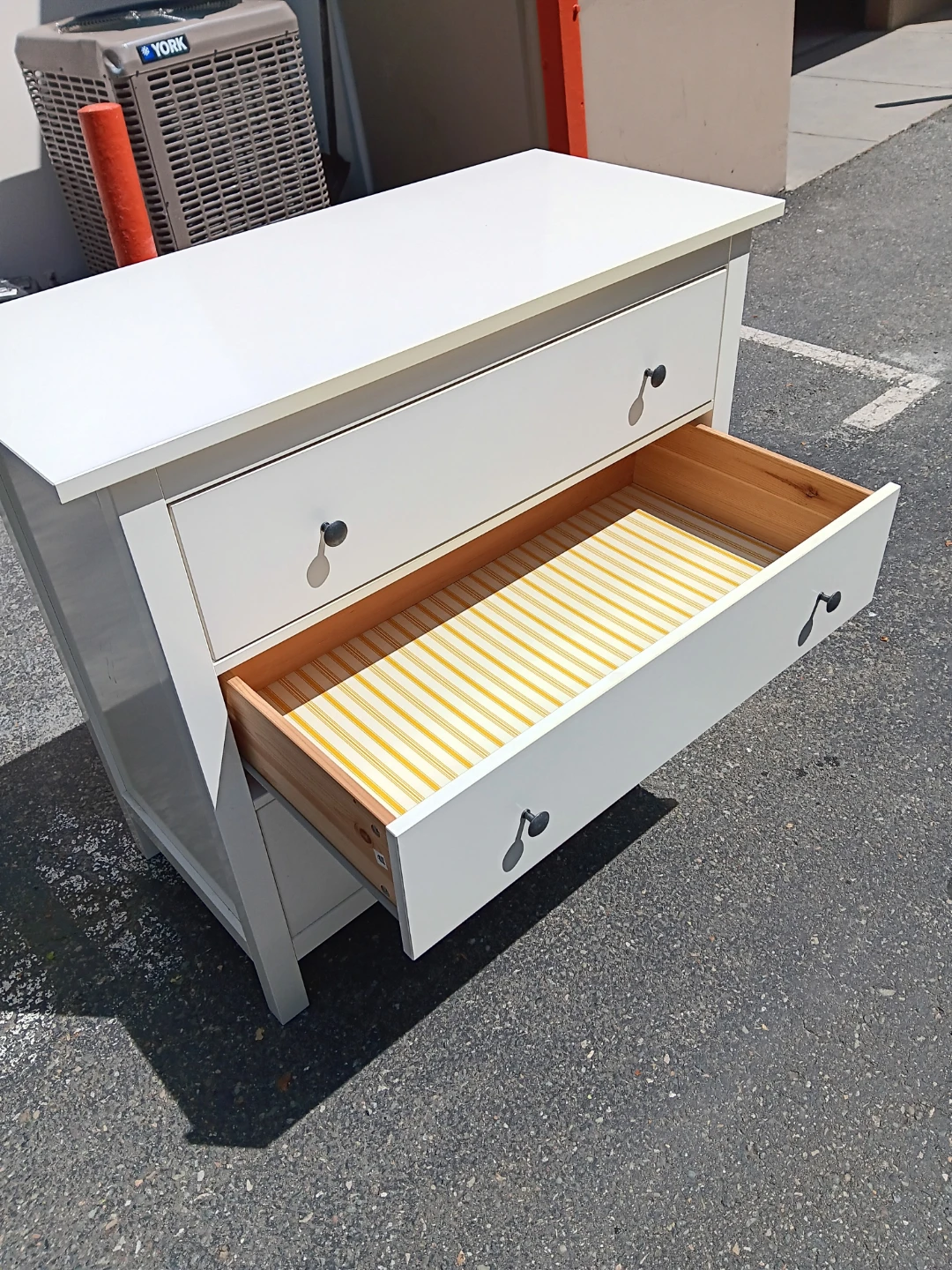 Hemnes Ikea H:37,W:42, delivery available - photo 4