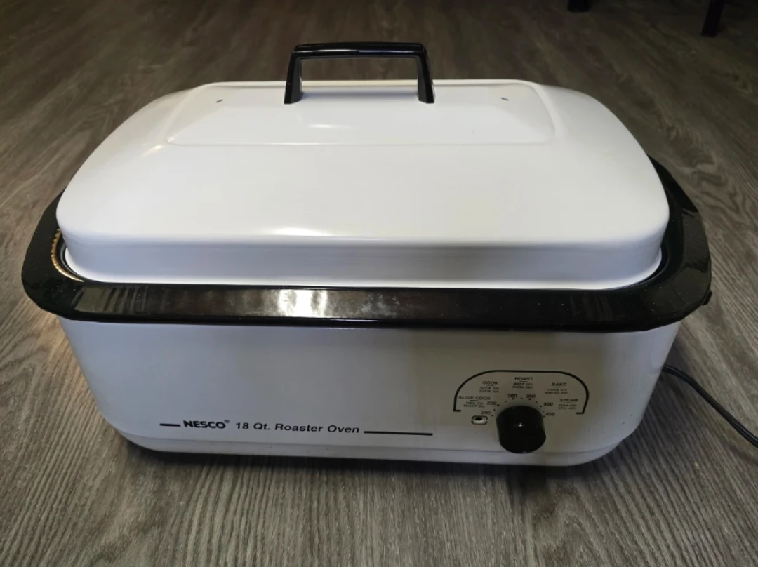 18 Qt. Roaster Oven