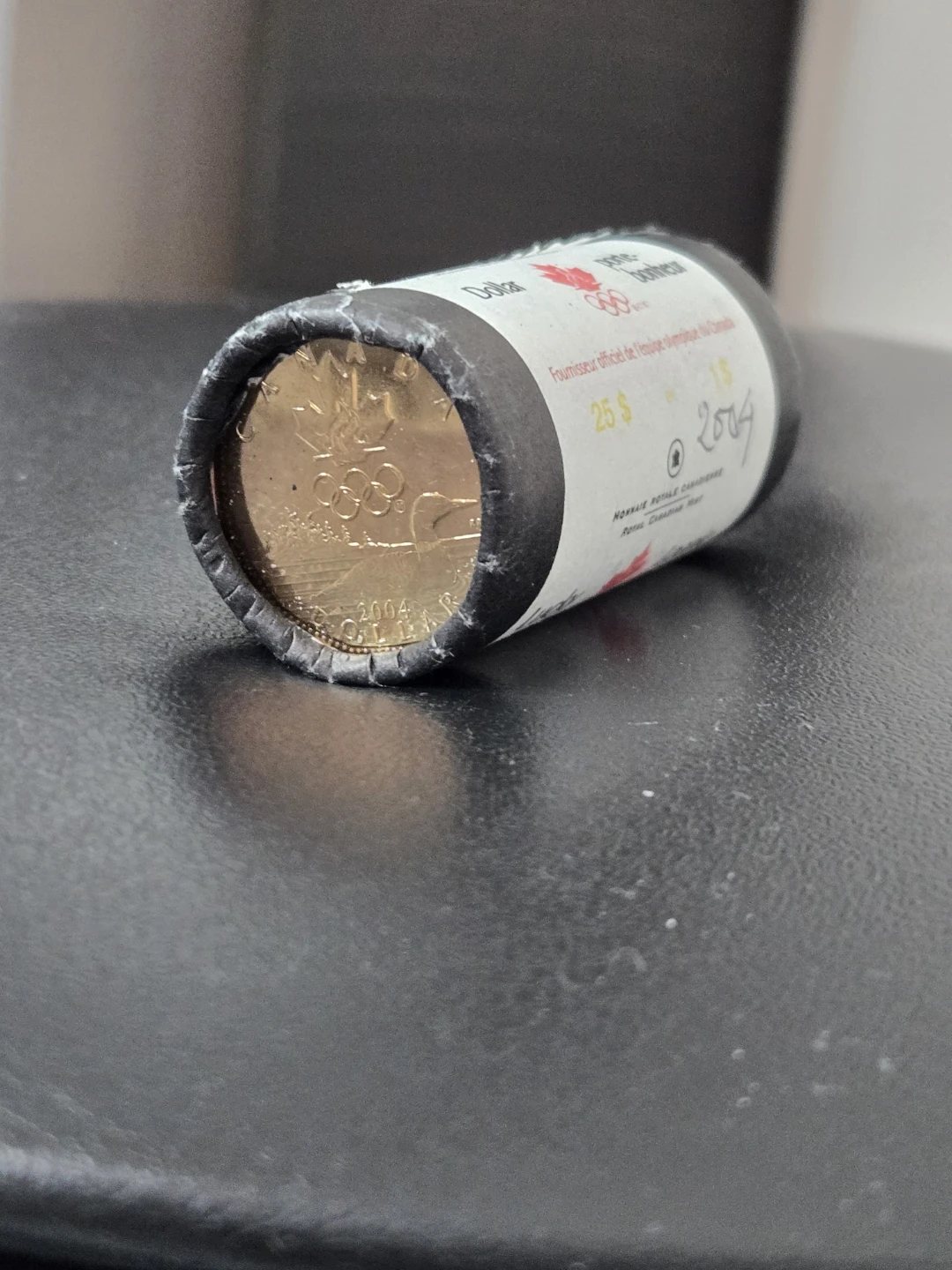 Lucky loonie 2004 Roll UNC
