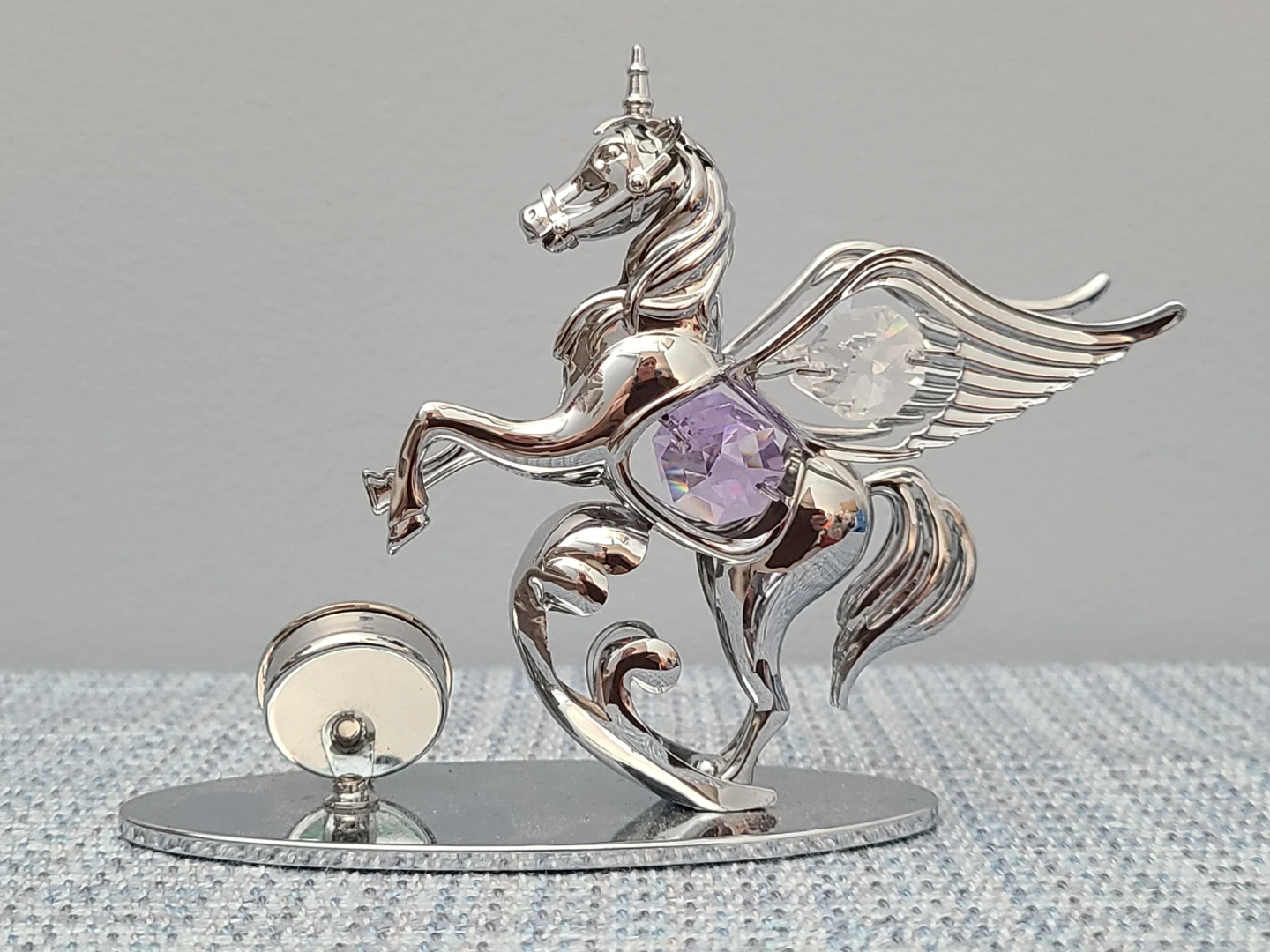 Crystocraft Unicorn/Pegasus Figurine with Clock - photo 2