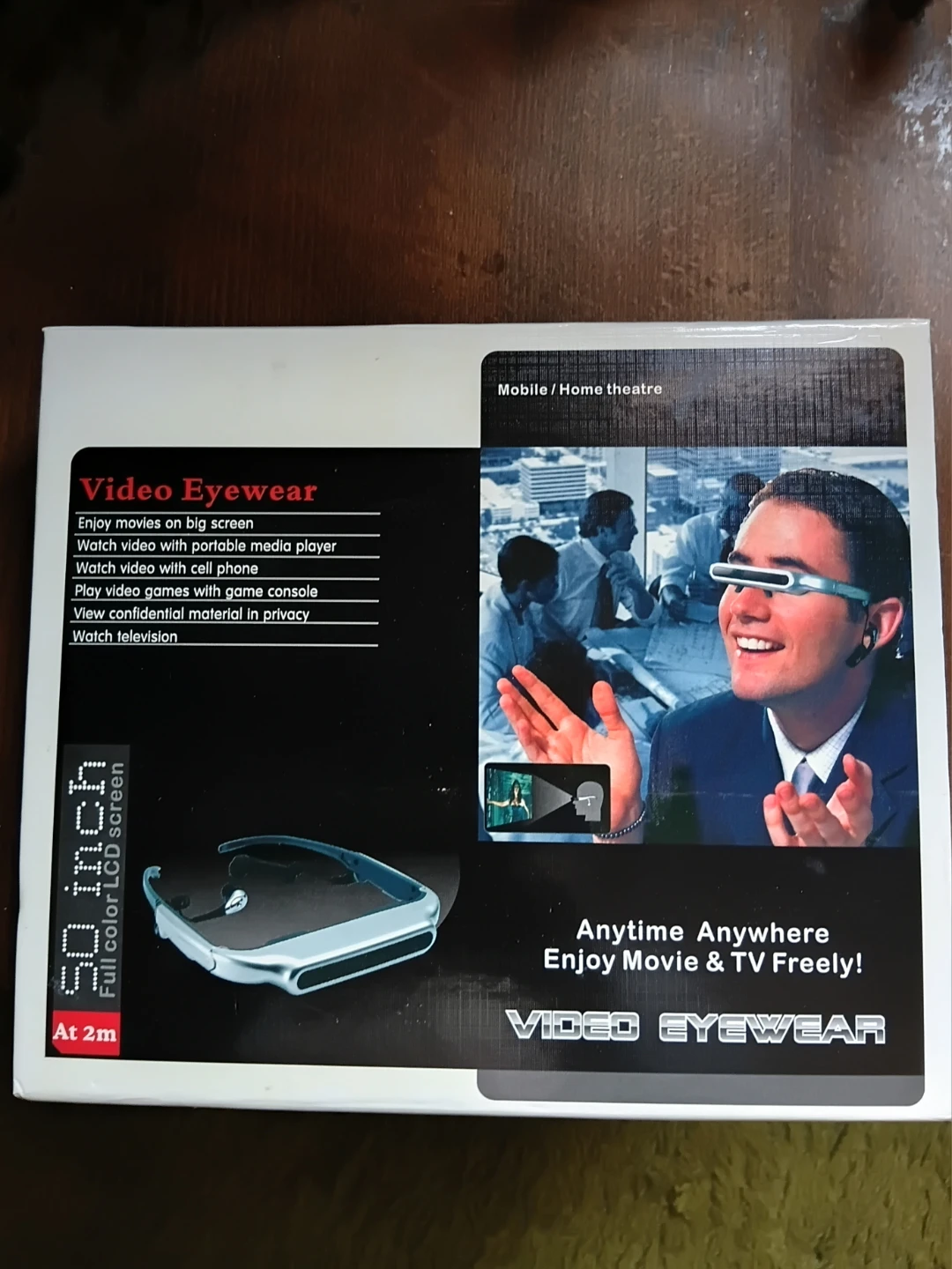 Video Eyewear with 50-inch Full Color LCD Screen