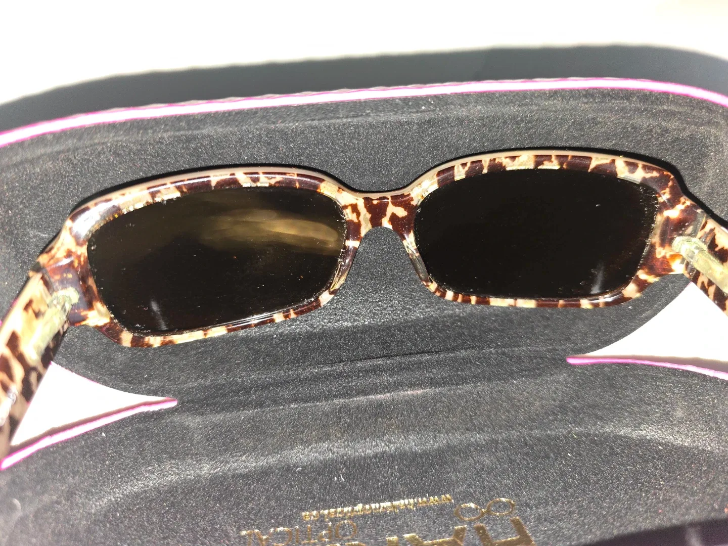 Karen Kane "Emerald Coast" Sunglasses - photo 3