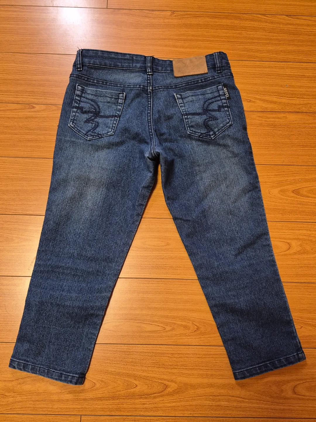 GUCCI Blue Denim Capris