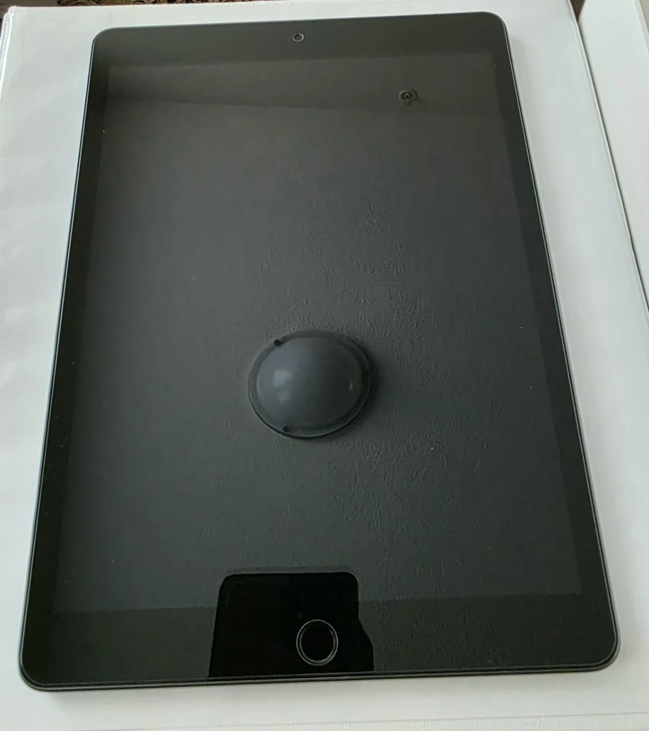 Apple iPad 9th Gen 10.2" 256GB Wi-Fi — Excellent Condition