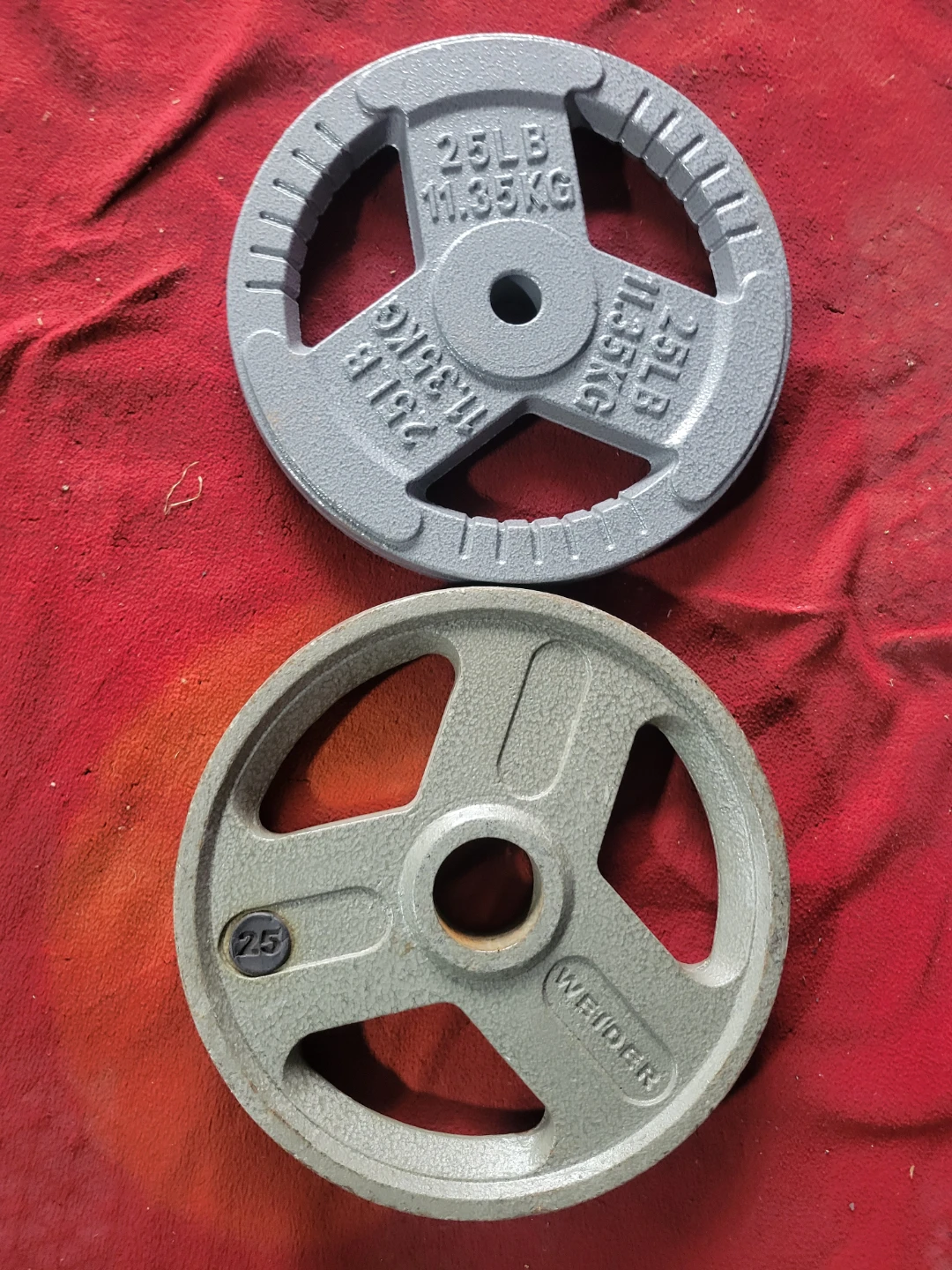 OLYMPIC PLATES  2-25s  DIFFERENT BRANDS. TOTAL 50LBs