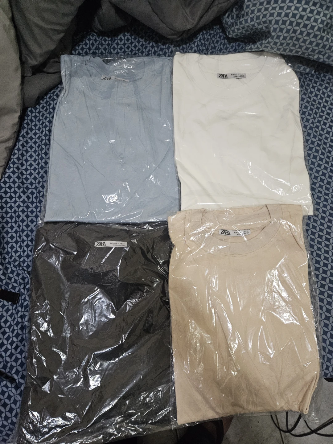 Zara T-shirt multiple colors