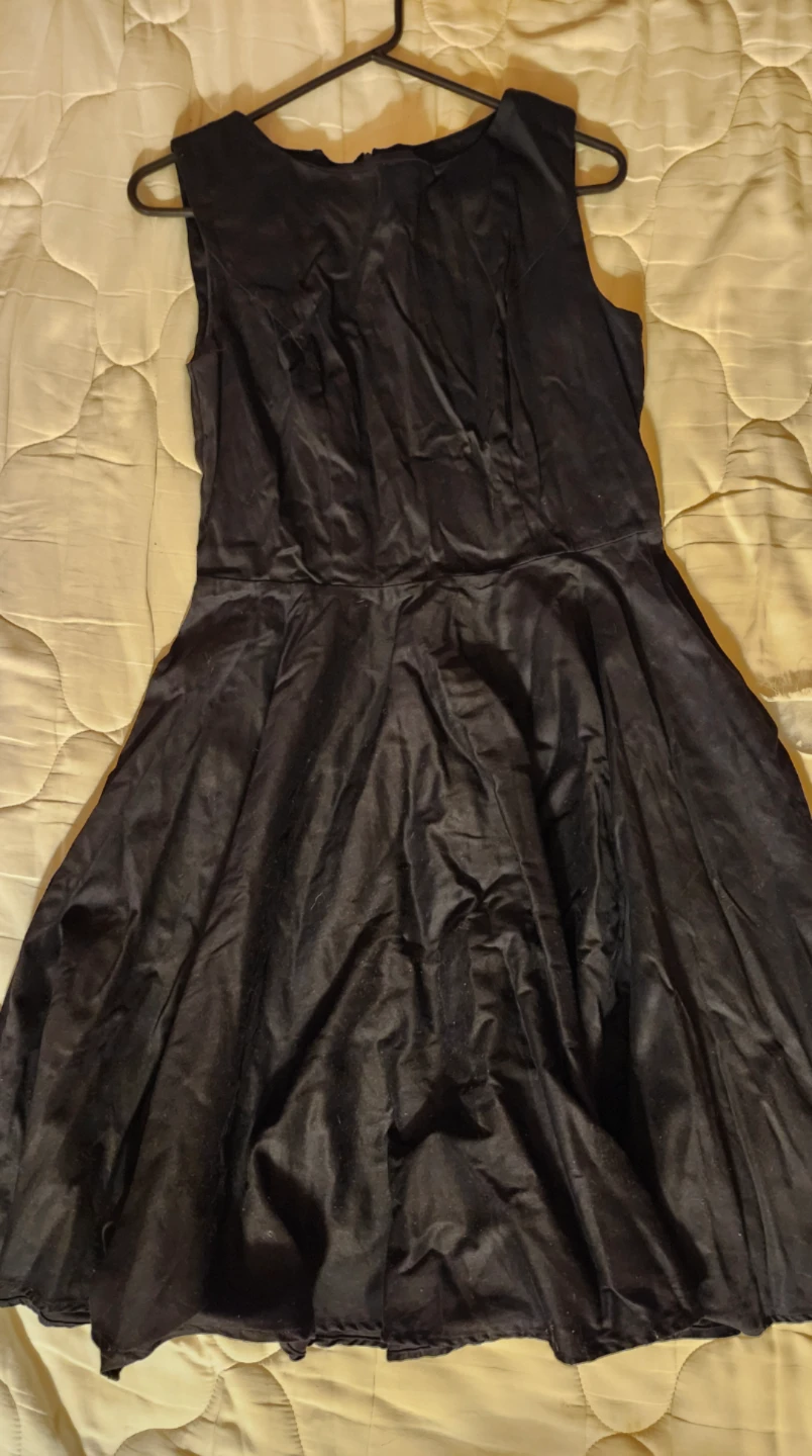 Black SLEEVELESS  FLARE DRESS ⚽️ Large Teens Juniors