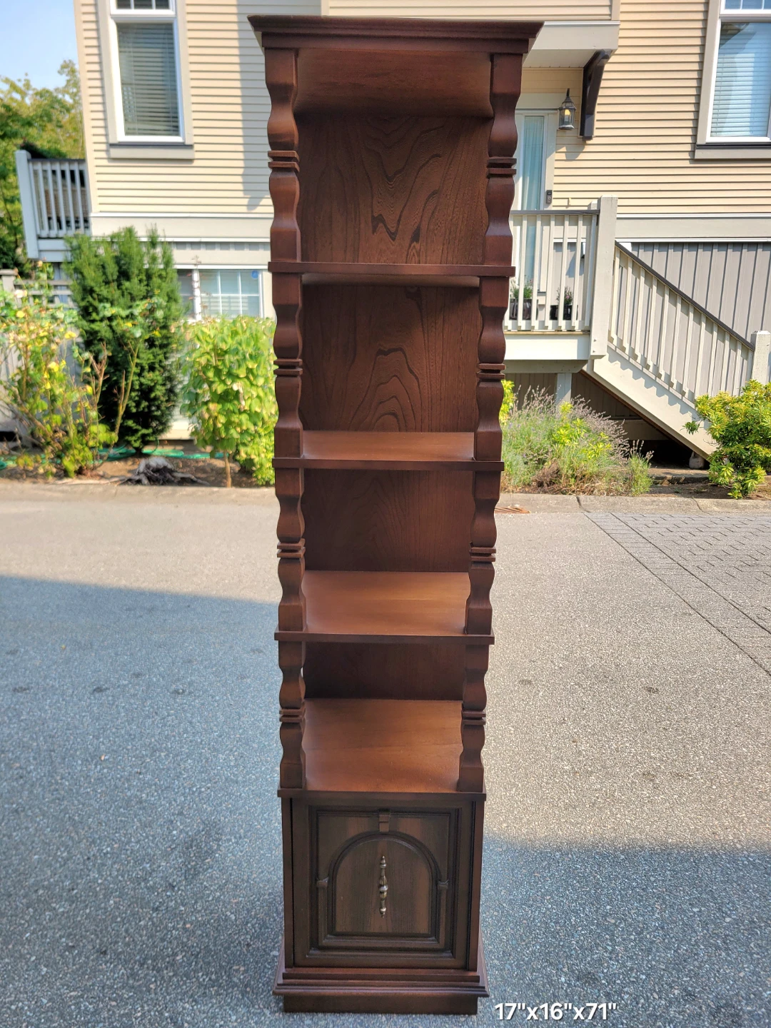 Beautiful Vintage Wooden Etagere Tower Shelf w/ Lower Cabinet. - photo 3