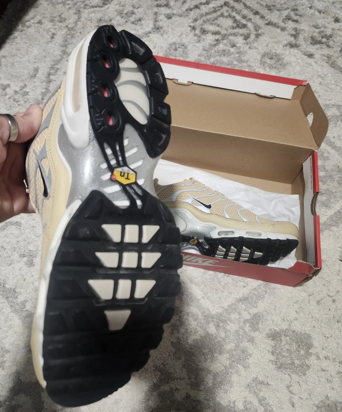 Nike Air Max Plus TN SE "Light Orewood Brown" Sneakers - photo 2